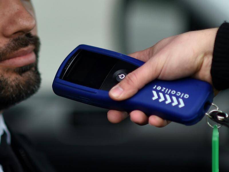 Victorian police are targeting daytime drink-drivers. (Lukas Coch/AAP PHOTOS)